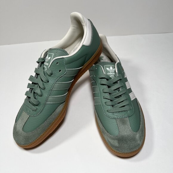 Adidas Women's Size 9.5 Samba OG Sneaker Originals Soccer Shoes Silver Green Gum